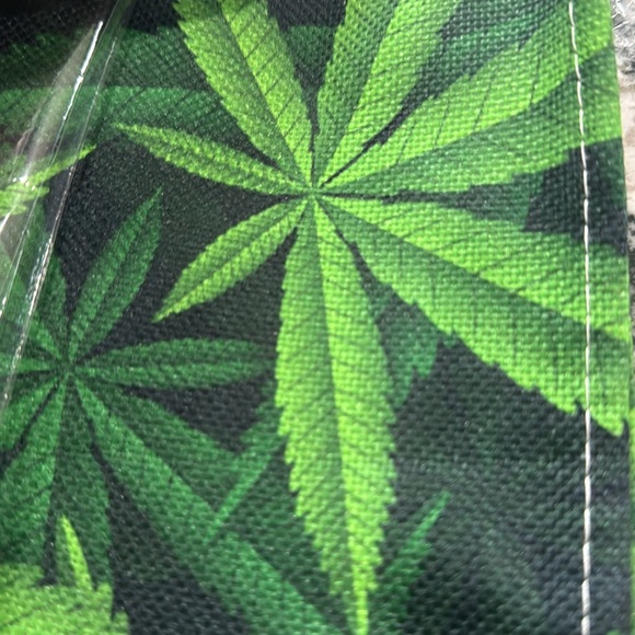 Marijuana Leaf Green Table Runner, Weed leaf mantel scarf  420 Party Decor 13x72 - Picture 5 of 5